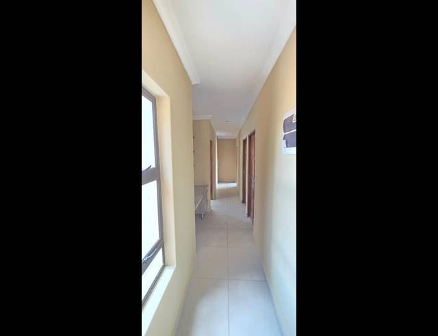 3 BEDROOM HOUSE FOR SALE IN HENLEY-ON-KLIP